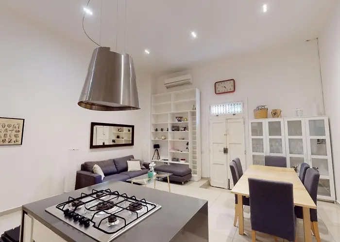 Apartman Spacious 3 Bedroom Maisonette